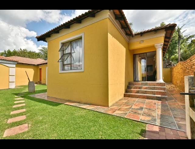 7 BEDROOM HOUSE FOR SALE IN LIEFDE EN VREDE
